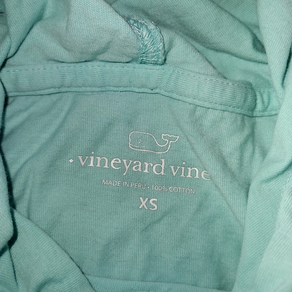 Vineyard Vines Long-Sleeved Hooded Shirt, size XS - Picture 3 of 3